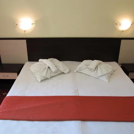 & Maverick 3* Sunny Beach